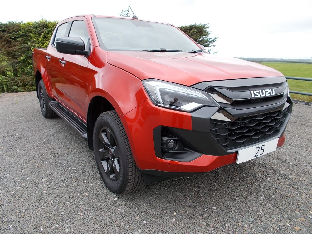 Isuzu  V-Cross  Isuzu  V-Cross