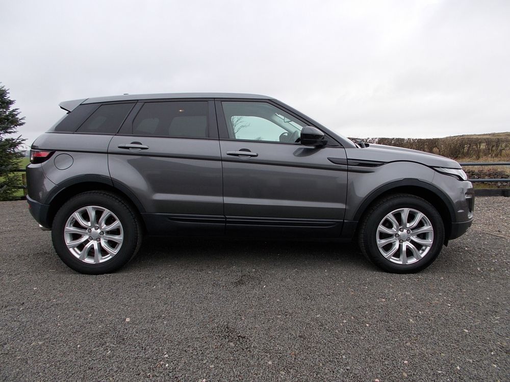 RANGE ROVER  EVOQUE SE TECH 