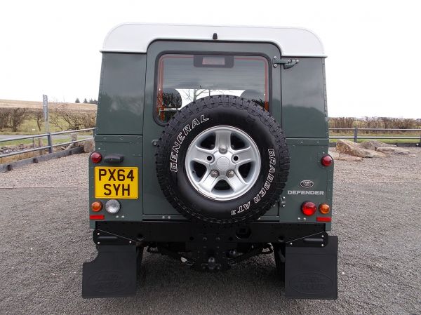 LAND ROVER DEFENDER