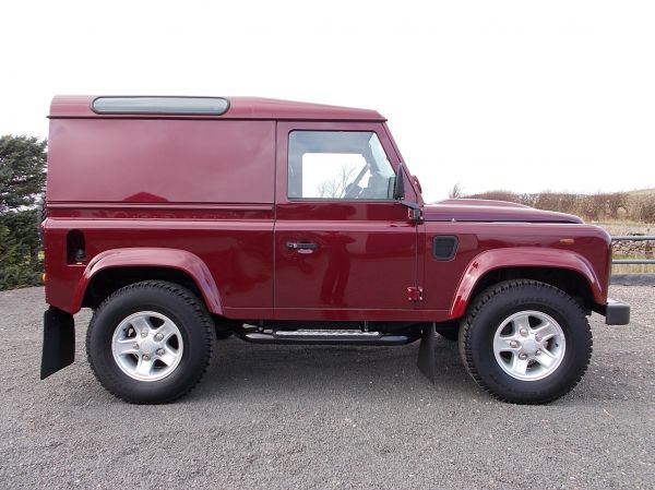 DEFENDER 90  COUNTY HARD TOP